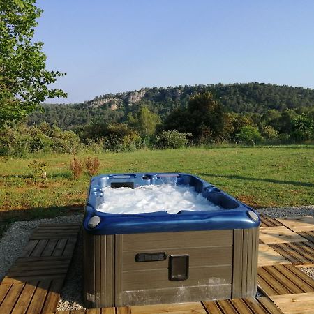L' Oree Du Val Sillans-la Cascade Zewnętrze zdjęcie